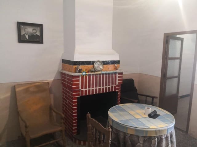 3 slaapkamer Huis te koop in Llutxent - € 55.000 (Ref: 9772064)