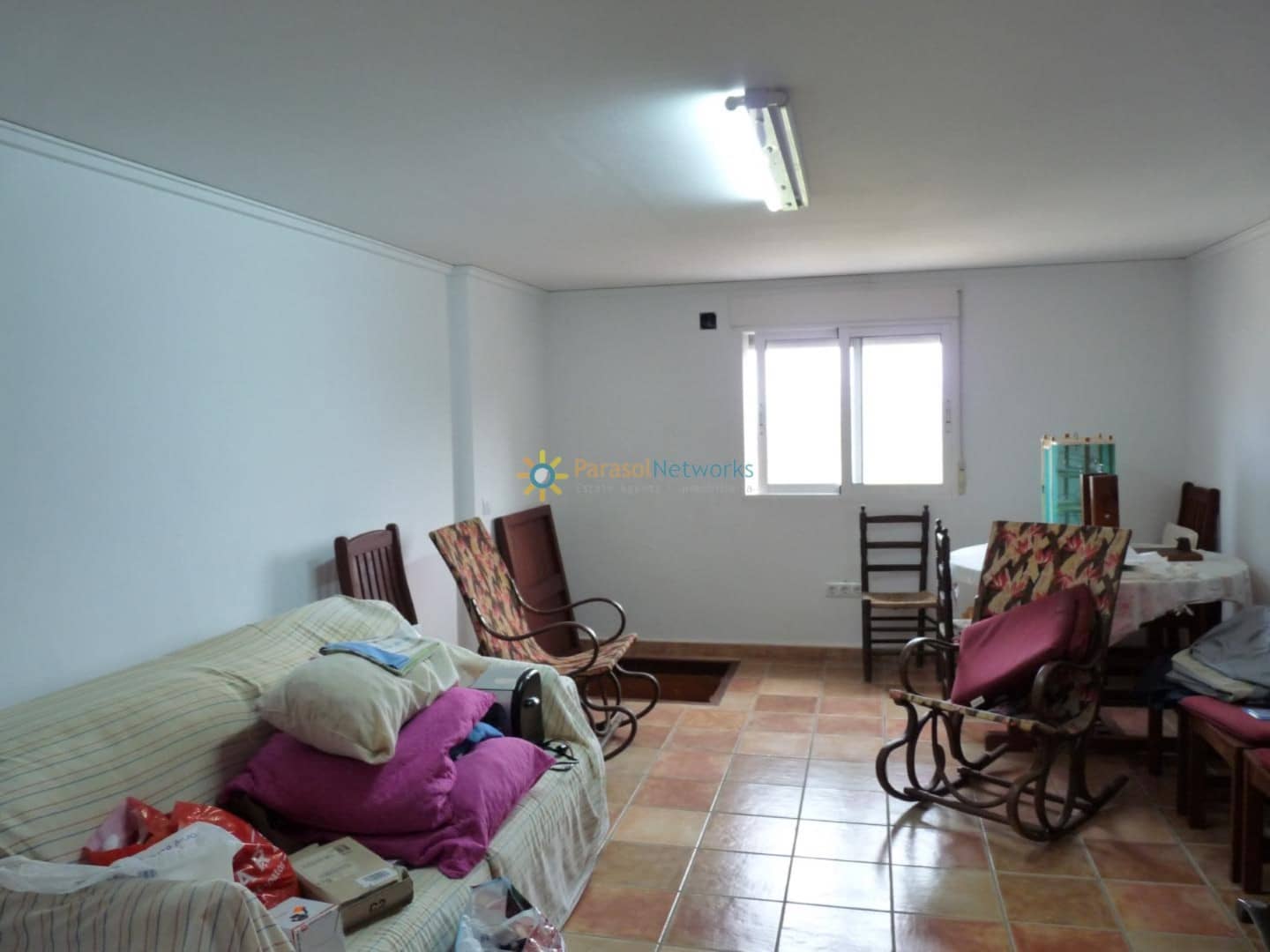 8 Zimmer Villa zu verkaufen in Oliva mit Garage - 500.000 € (Ref: 9781291)