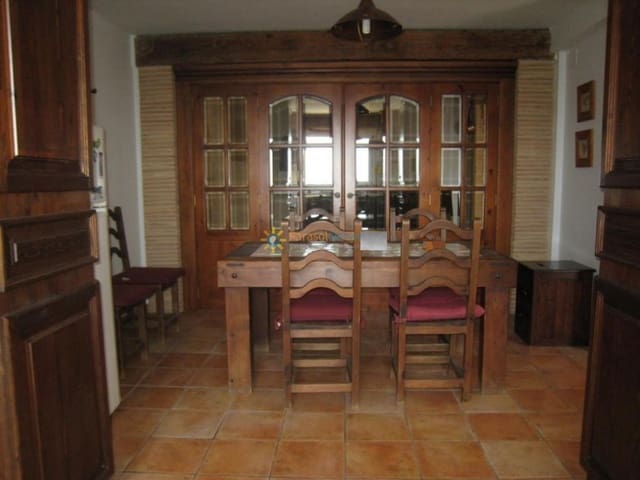 8 soverom Villa til salgs i Oliva Pueblo, Oliva med garasje - € 500 000 (Ref: 9781291)