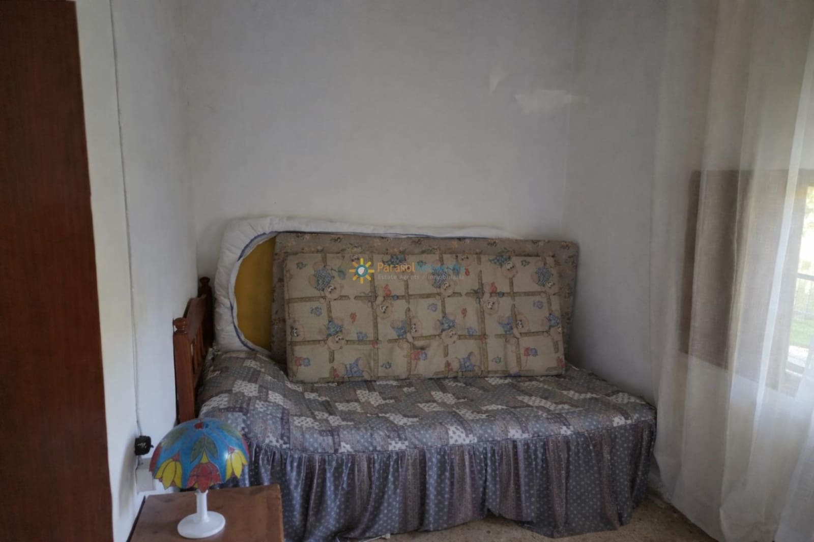 3 slaapkamer Villa te koop in Simat de la Valldigna met garage - € 95.000 (Ref: 9781997)