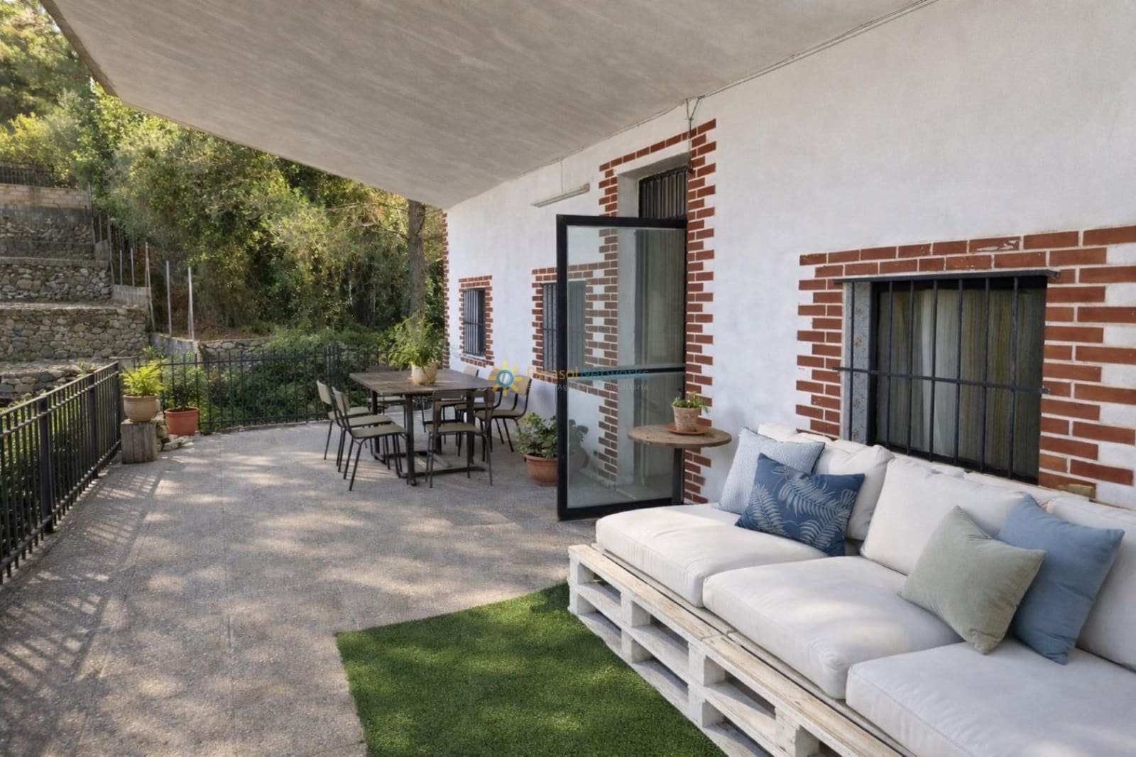 3 slaapkamer Villa te koop in Simat de la Valldigna met garage - € 95.000 (Ref: 9781997)