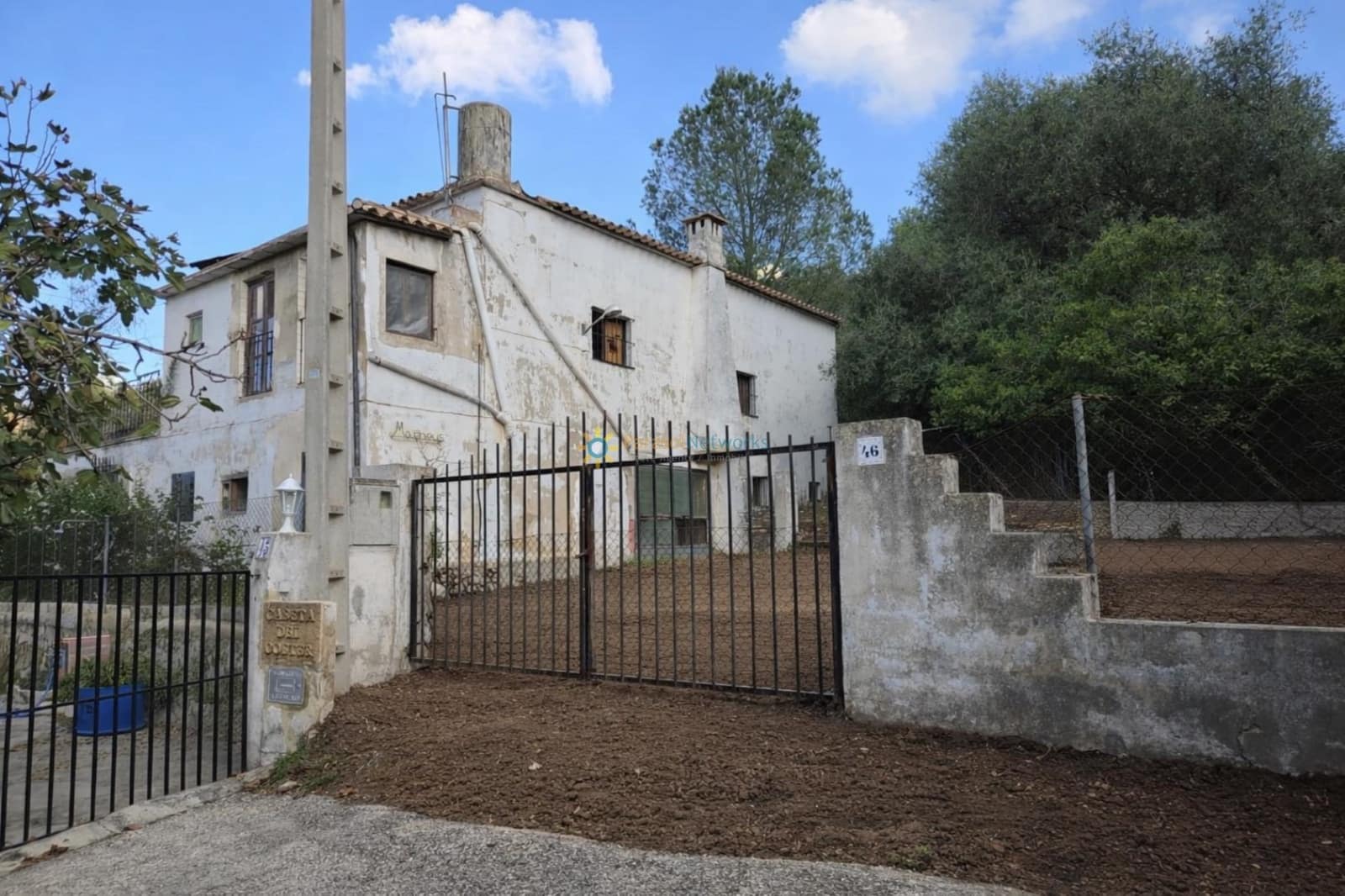 3 slaapkamer Villa te koop in Simat de la Valldigna met garage - € 95.000 (Ref: 9781997)