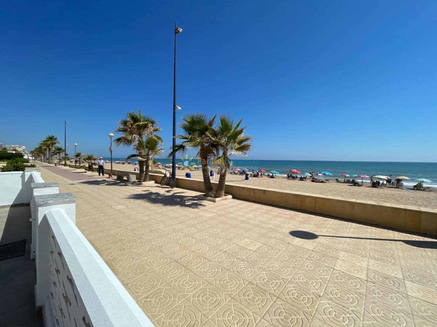 4 bedroom Villa for rent in Miramar with garage - € 1,800 (Ref: 9782389)