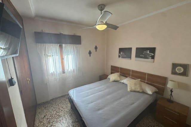 2 slaapkamer Villa te koop in Oliva Playa, Oliva met garage - € 335.000 (Ref: 9782506)