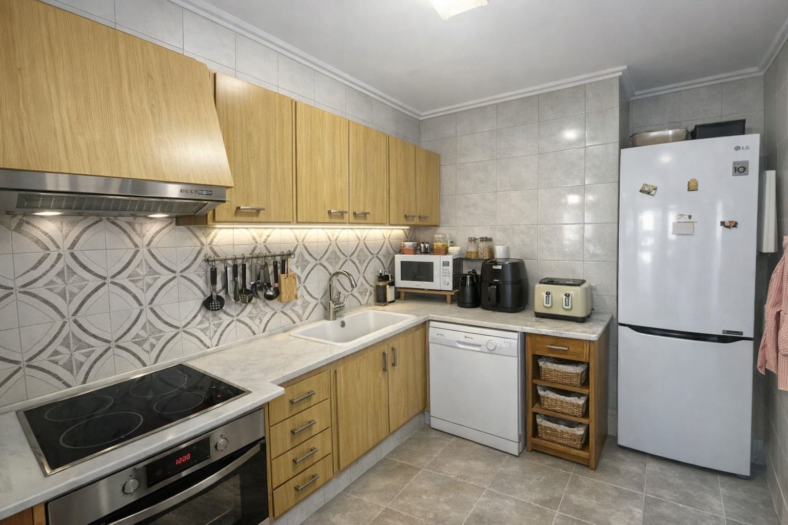 2 slaapkamer Villa te koop in Oliva met garage - € 335.000 (Ref: 9782506)