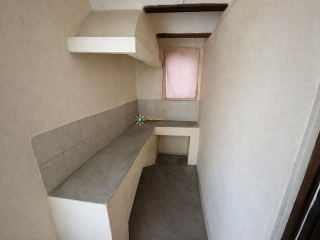 8 slaapkamer Huis te koop in Sumacàrcer - € 98.000 (Ref: 9793628)