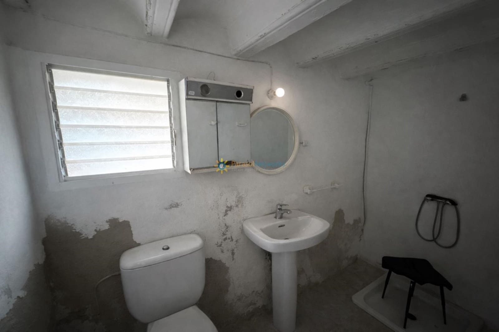 8 slaapkamer Huis te koop in Sumacarcer - € 98.000 (Ref: 9793628)