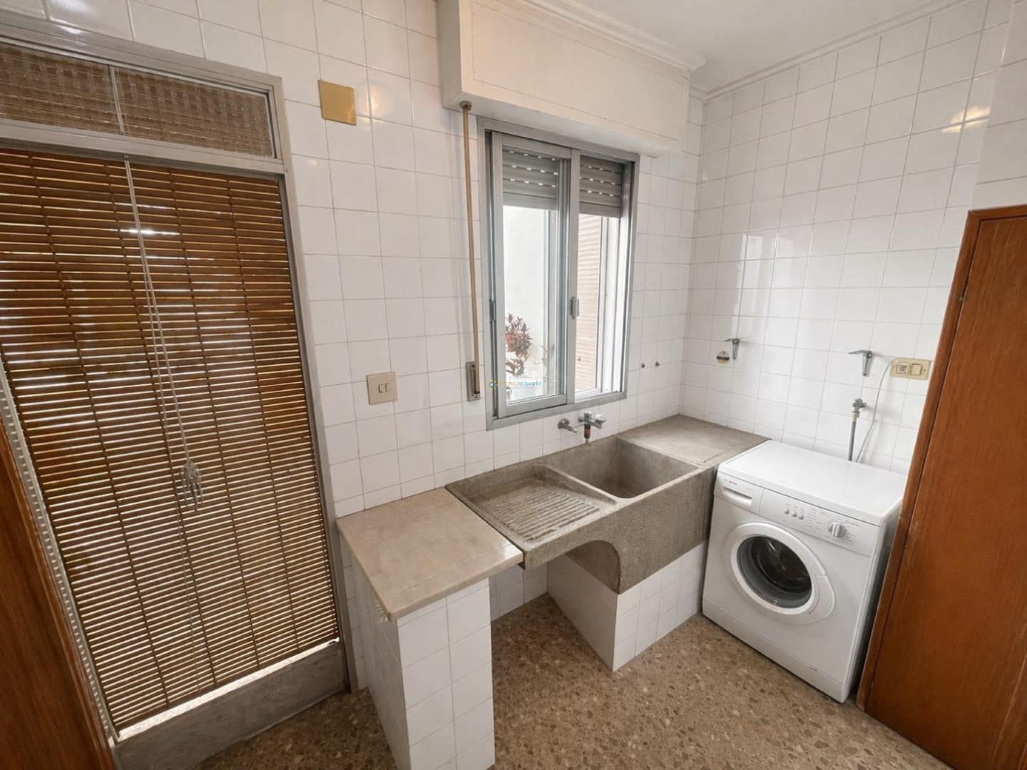 Casa de 11 habitaciones en Aielo de Malferit en venta - 165.000 € (Ref: 9798253)