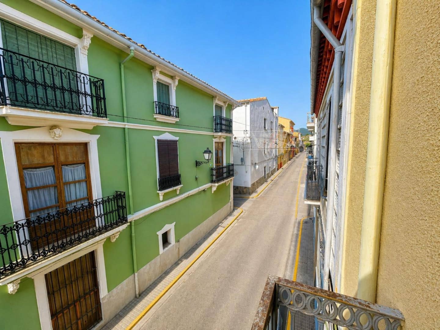 Casa de 11 habitaciones en Aielo de Malferit en venta - 165.000 € (Ref: 9798253)