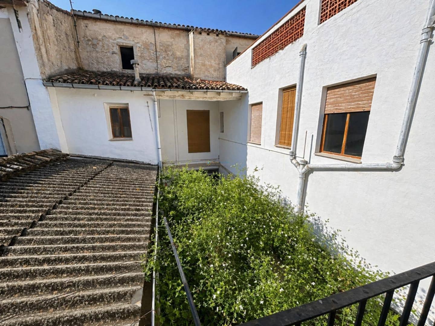 Casa de 11 habitaciones en Aielo de Malferit en venta - 165.000 € (Ref: 9798253)