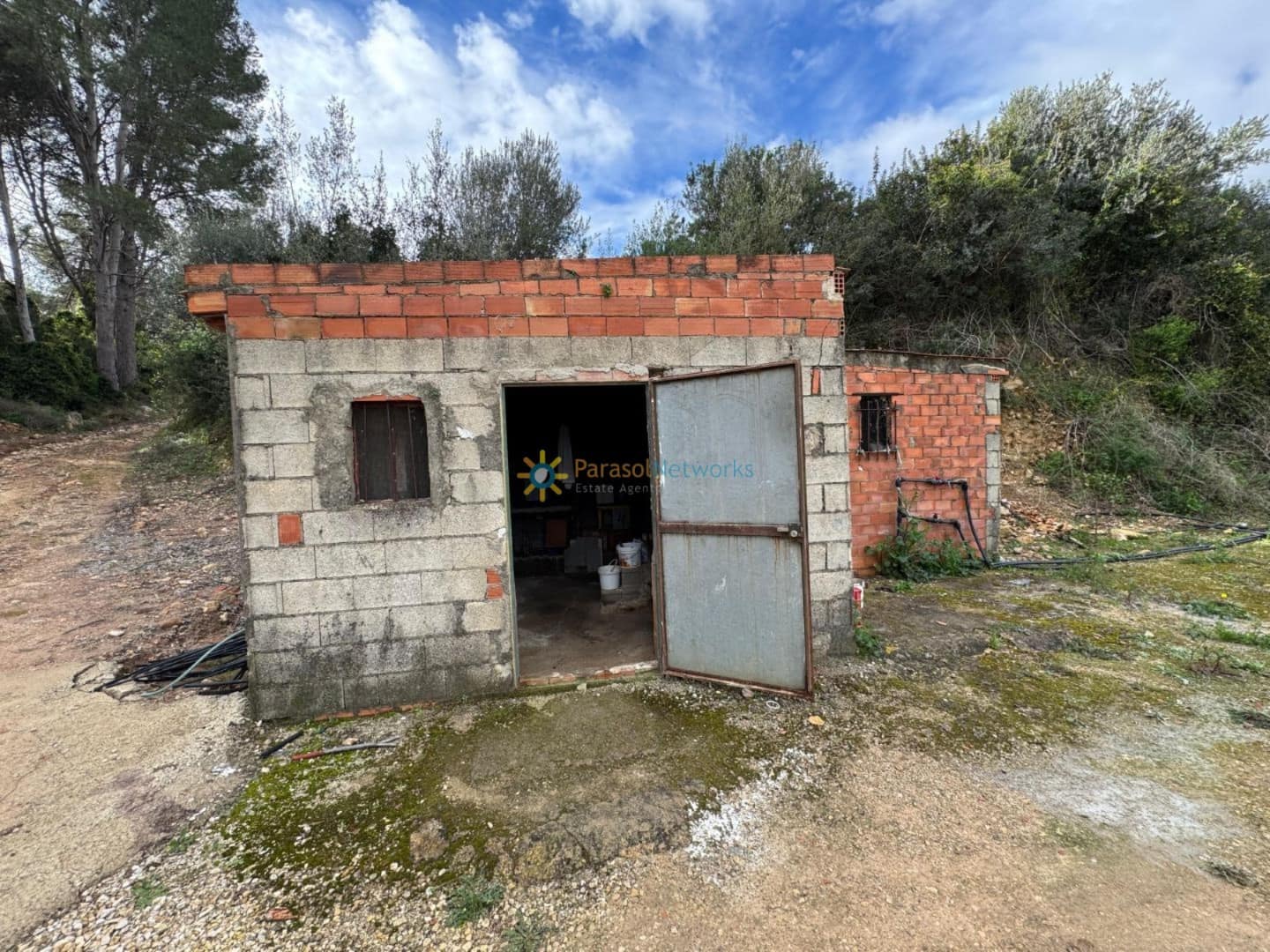 Ubebygd land til salgs i Beniganim - € 29 000 (Ref: 9798342)