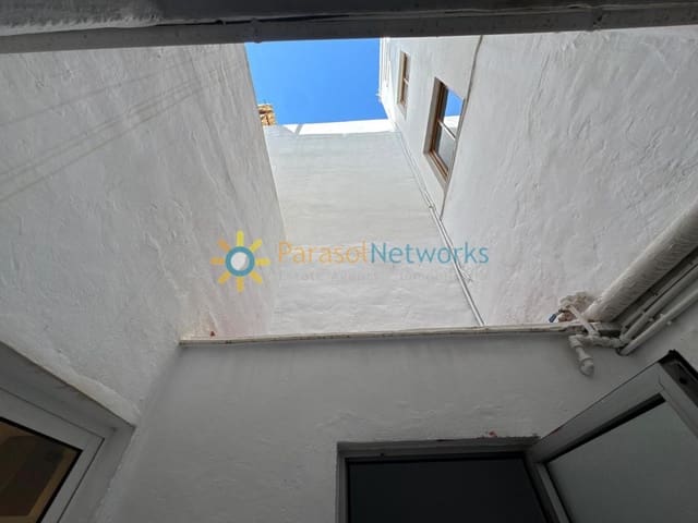 3 bedroom Apartment for rent in Oliva Pueblo, Oliva - € 700 (Ref: 9802678)