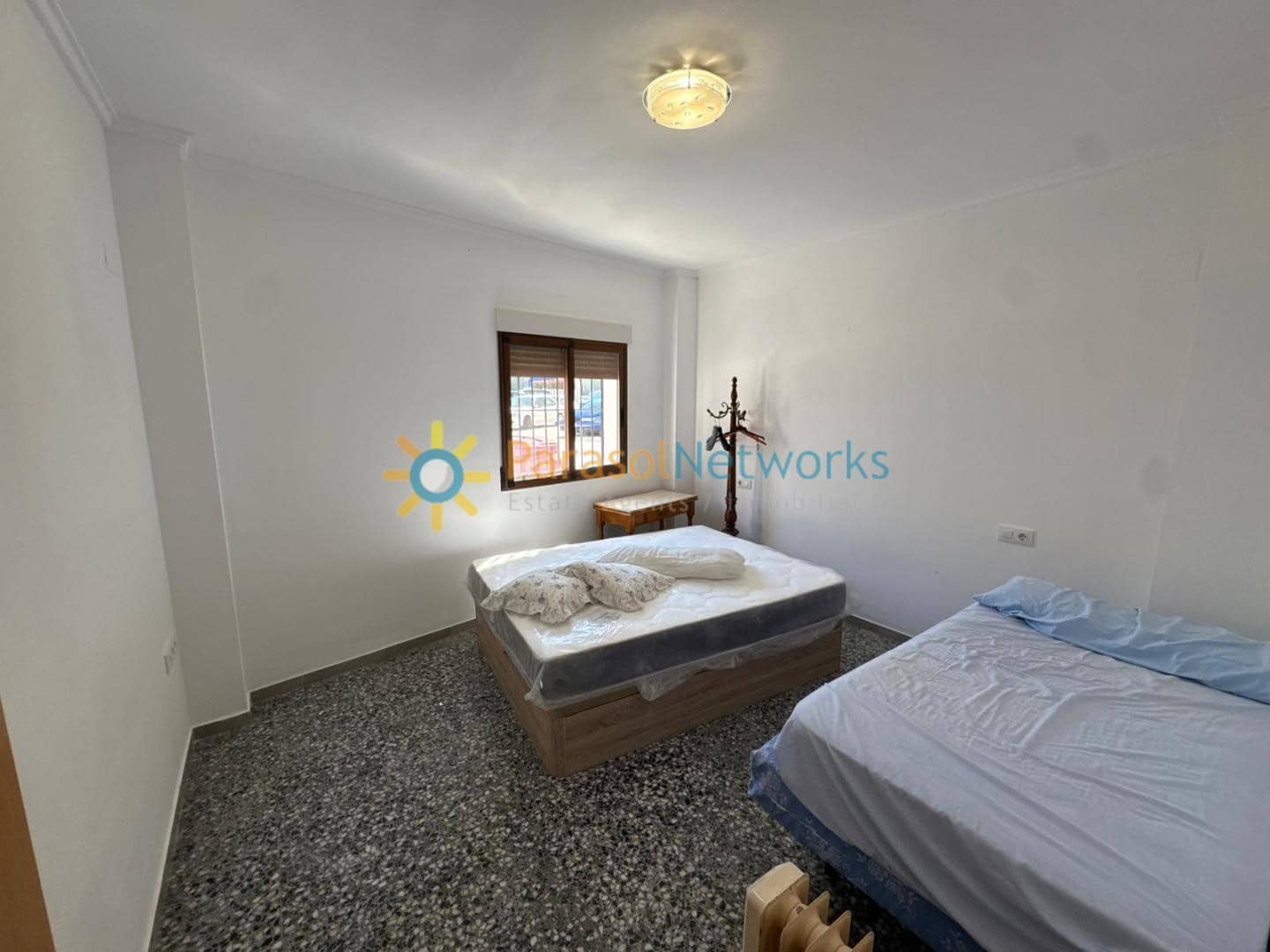 3 bedroom Apartment for rent in Oliva - € 700 (Ref: 9802678)