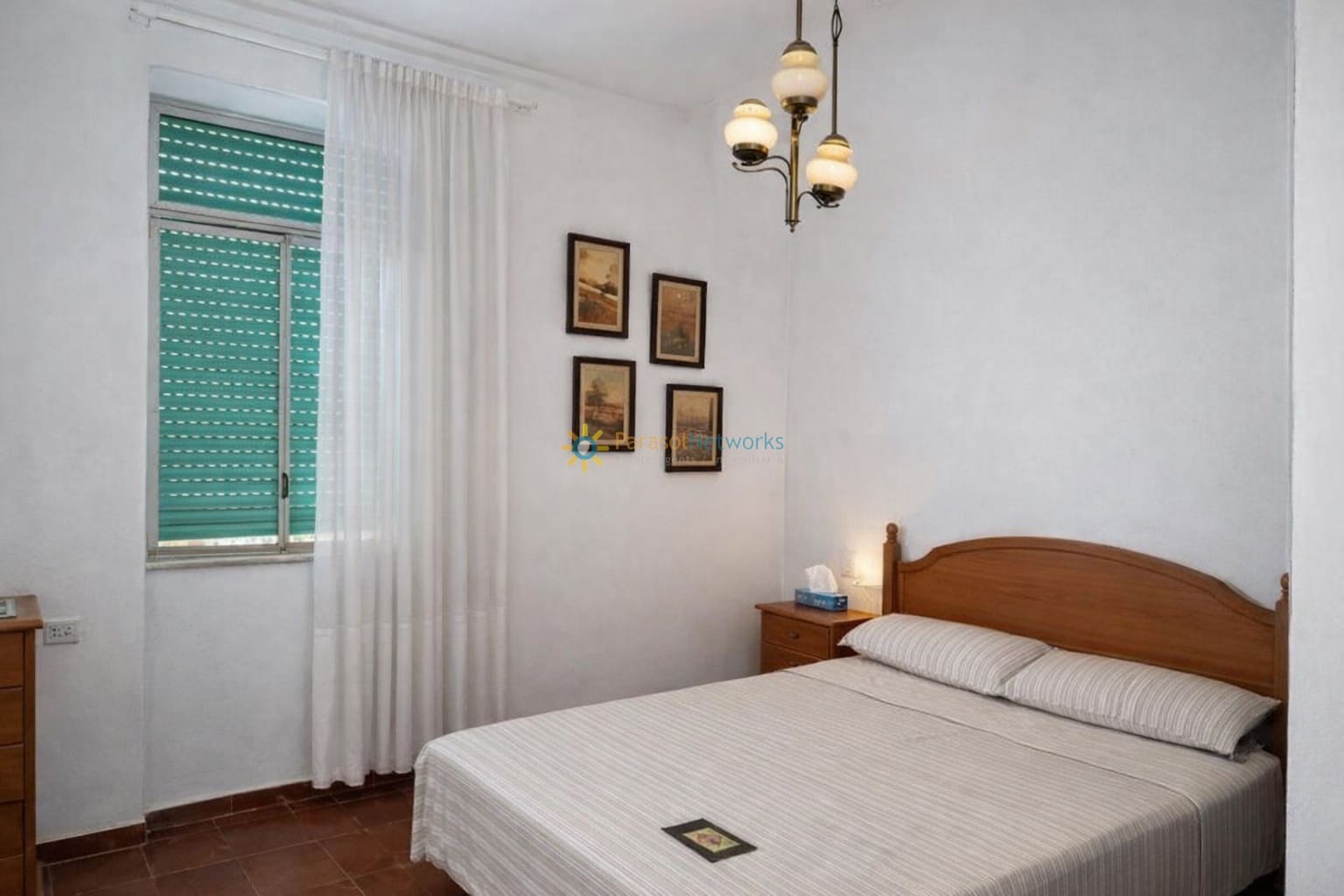 9 chambre Villa/Maison à vendre à Benifairo de la Valldigna avec garage - 550 000 € (Ref: 9805647)