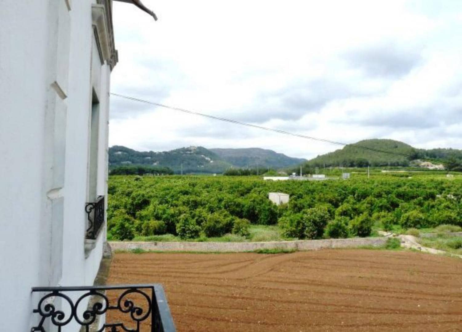 9 chambre Villa/Maison à vendre à Benifairo de la Valldigna avec garage - 550 000 € (Ref: 9805647)