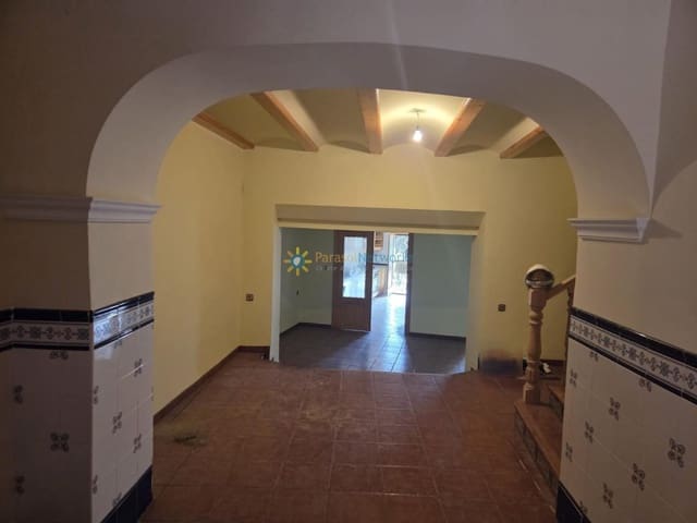 5 Zimmer Haus zu verkaufen in Planes - 93.000 € (Ref: 9814767)