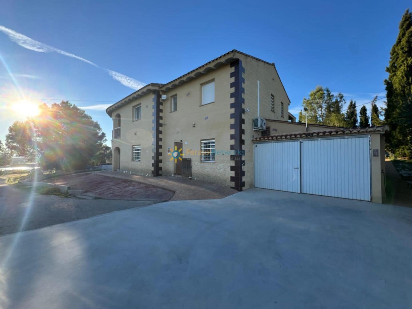 4 bedroom Villa for sale in Beniganim with garage - € 375,000 (Ref: 9820939)