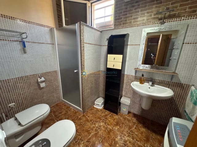 4 Zimmer Villa zu verkaufen in Benigánim mit Garage - 375.000 € (Ref: 9820939)