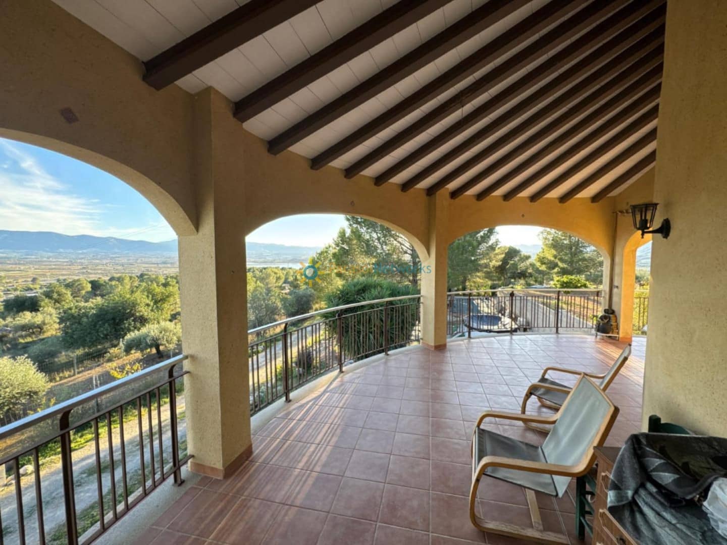 4 bedroom Villa for sale in Beniganim with garage - € 375,000 (Ref: 9820939)