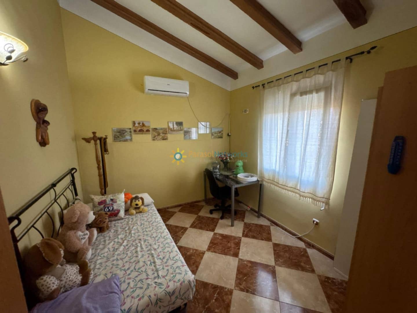 4 bedroom Villa for sale in Beniganim with garage - € 375,000 (Ref: 9820939)