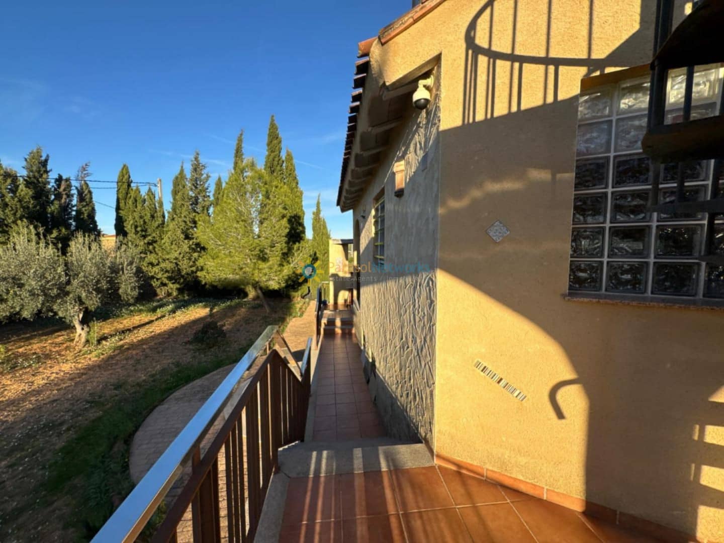 4 bedroom Villa for sale in Beniganim with garage - € 375,000 (Ref: 9820939)