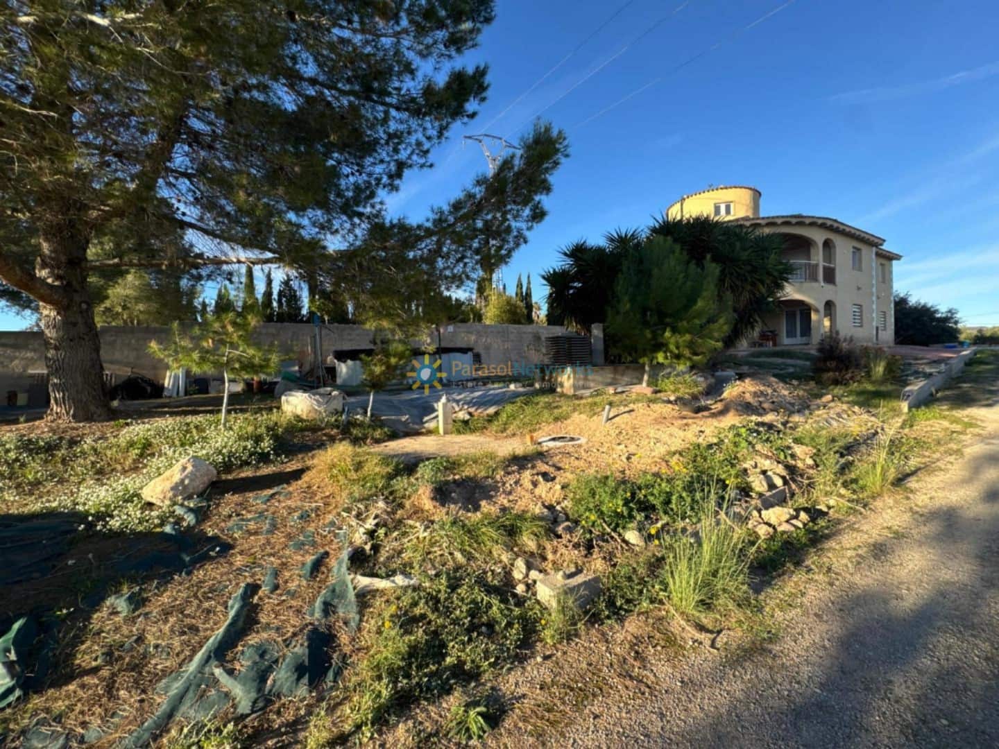 4 bedroom Villa for sale in Beniganim with garage - € 375,000 (Ref: 9820939)