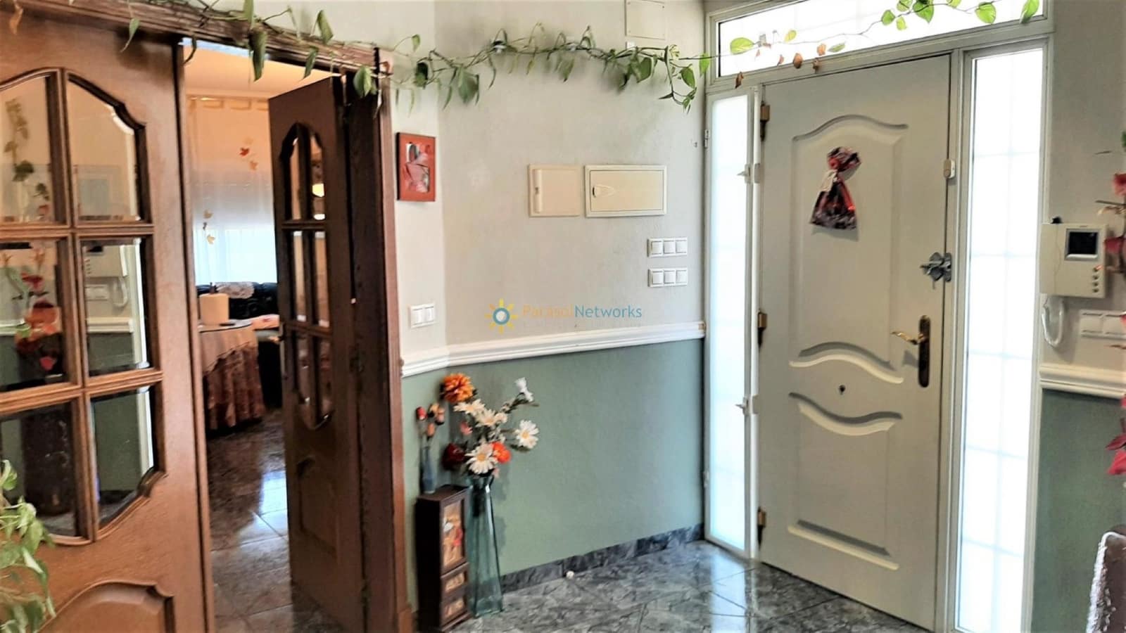 6 bedroom Villa for sale in Beniganim with pool garage - € 300,000 (Ref: 9821554)