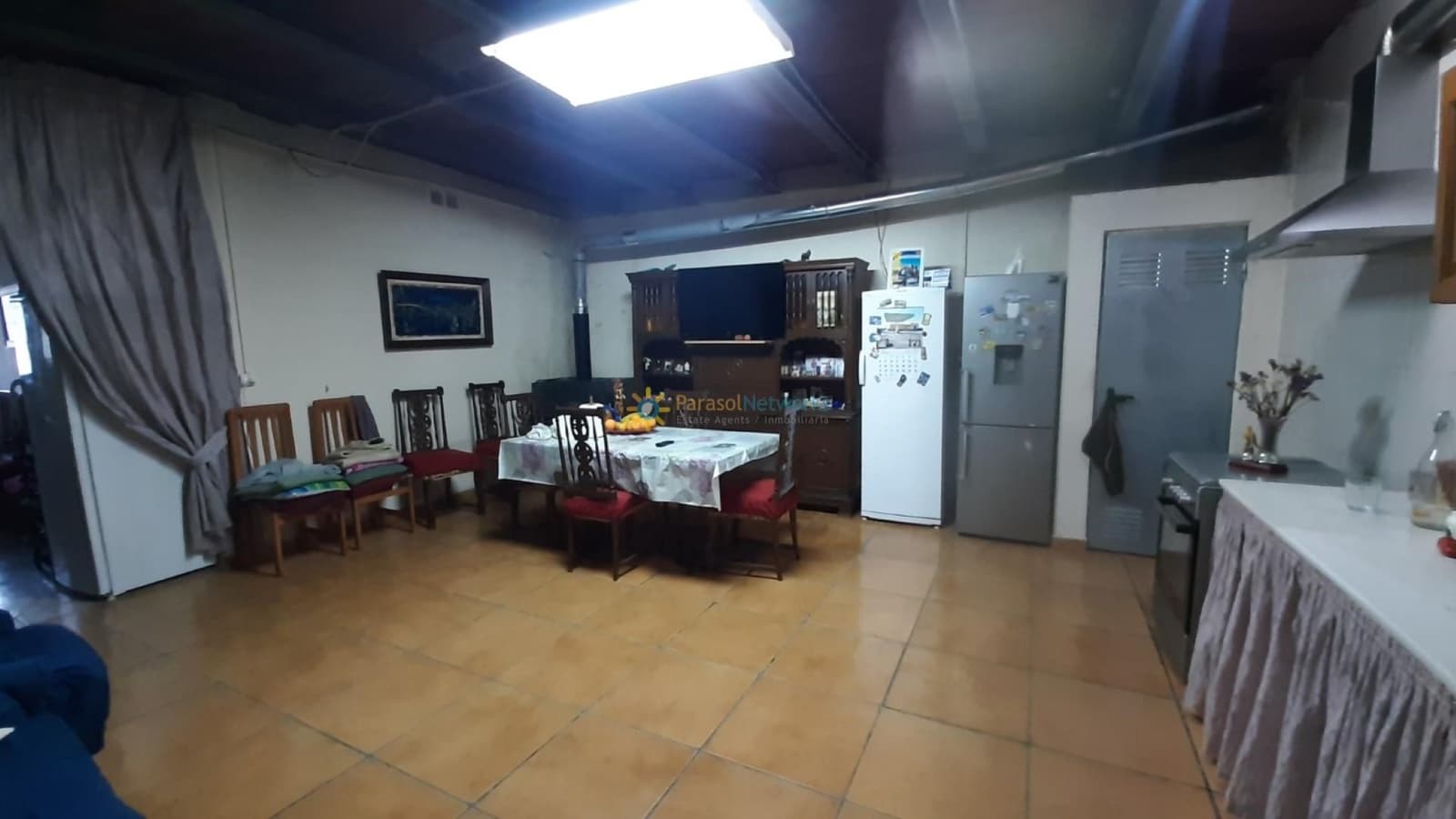 6 bedroom Villa for sale in Beniganim with pool garage - € 300,000 (Ref: 9821554)