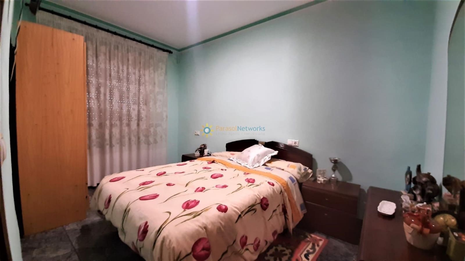 6 bedroom Villa for sale in Beniganim with pool garage - € 300,000 (Ref: 9821554)