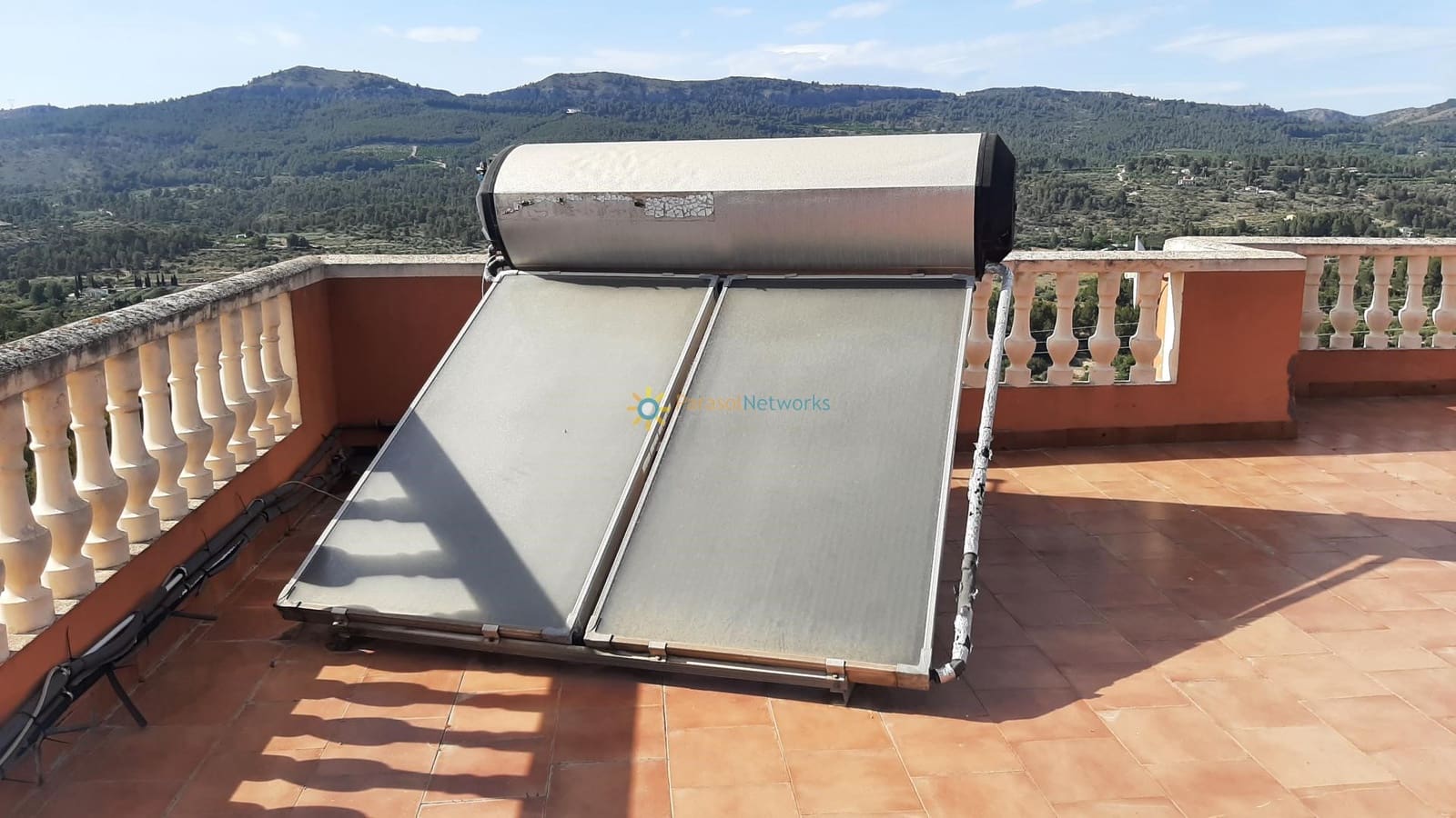 6 bedroom Villa for sale in Beniganim with pool garage - € 300,000 (Ref: 9821554)