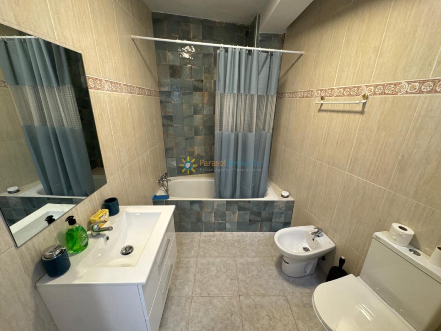 3 quarto Casa em Banda para venda em Oliva - 165 000 € (Ref: 9821642)