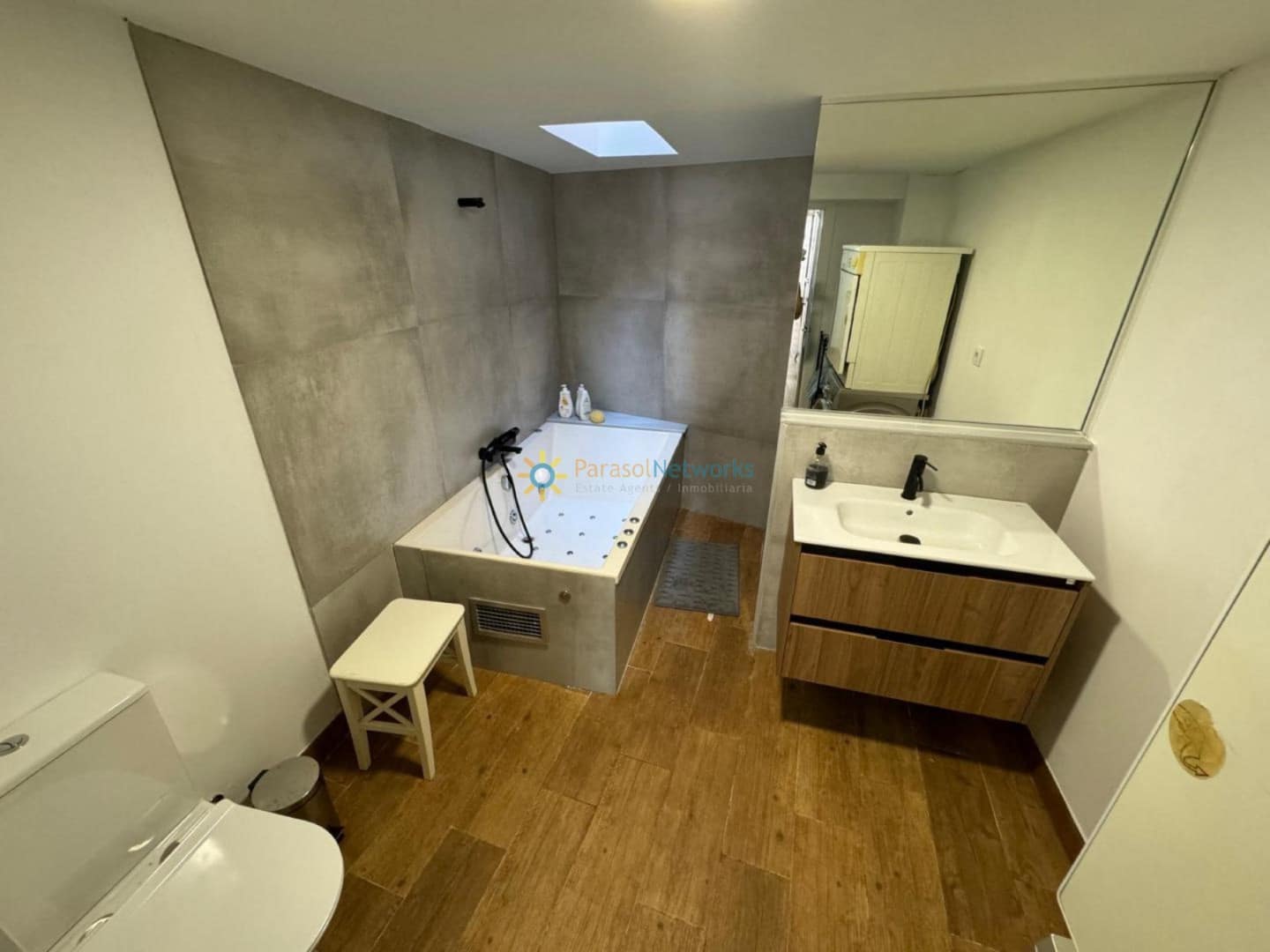 2 bedroom Townhouse for sale in Oliva - € 198,000 (Ref: 9827515)