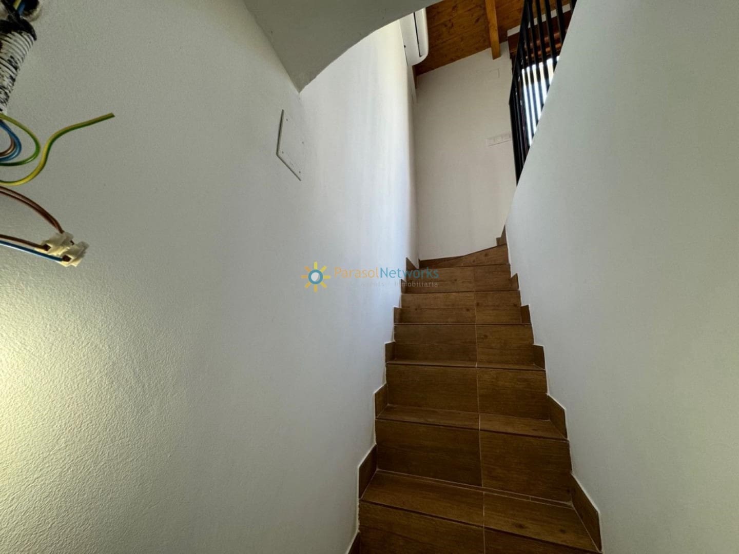2 bedroom Townhouse for sale in Oliva - € 198,000 (Ref: 9827515)