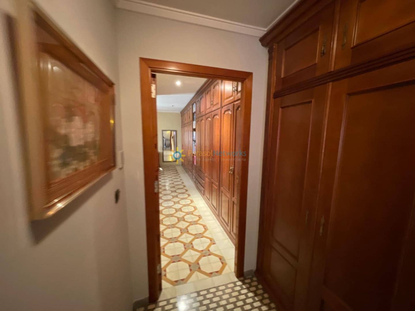 4 bedroom Townhouse for sale in Xativa with garage - € 190,000 (Ref: 9828064)
