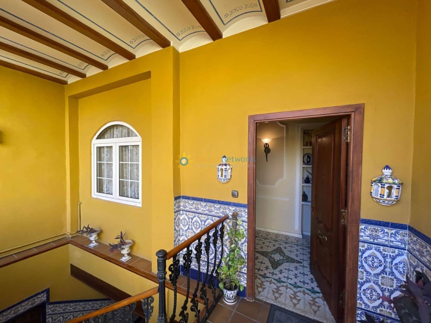 4 bedroom Townhouse for sale in Xativa with garage - € 190,000 (Ref: 9828064)