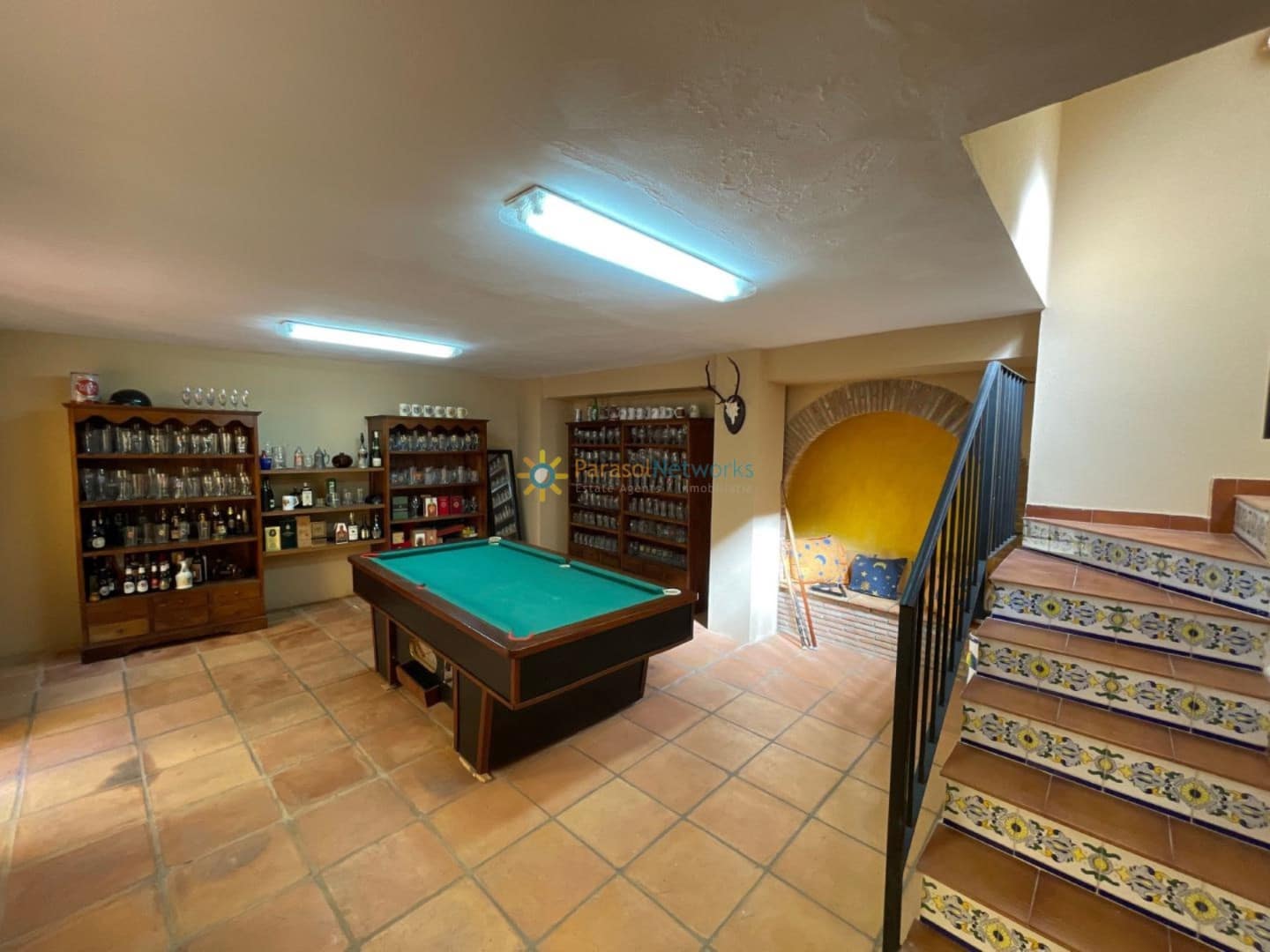 4 bedroom Townhouse for sale in Xativa with garage - € 190,000 (Ref: 9828064)