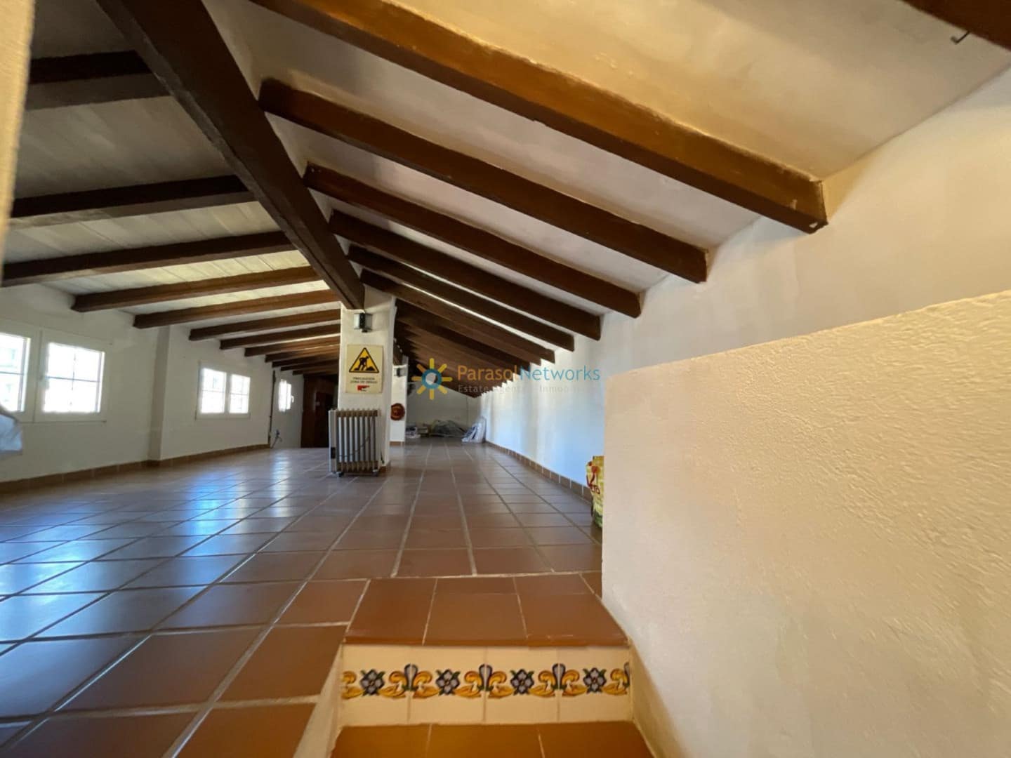 4 bedroom Townhouse for sale in Xativa with garage - € 190,000 (Ref: 9828064)