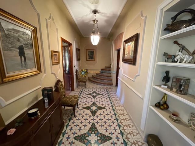 4 chambre Maison de Ville à vendre à Xàtiva avec garage - 1 900 000 € (Ref: 9828064)