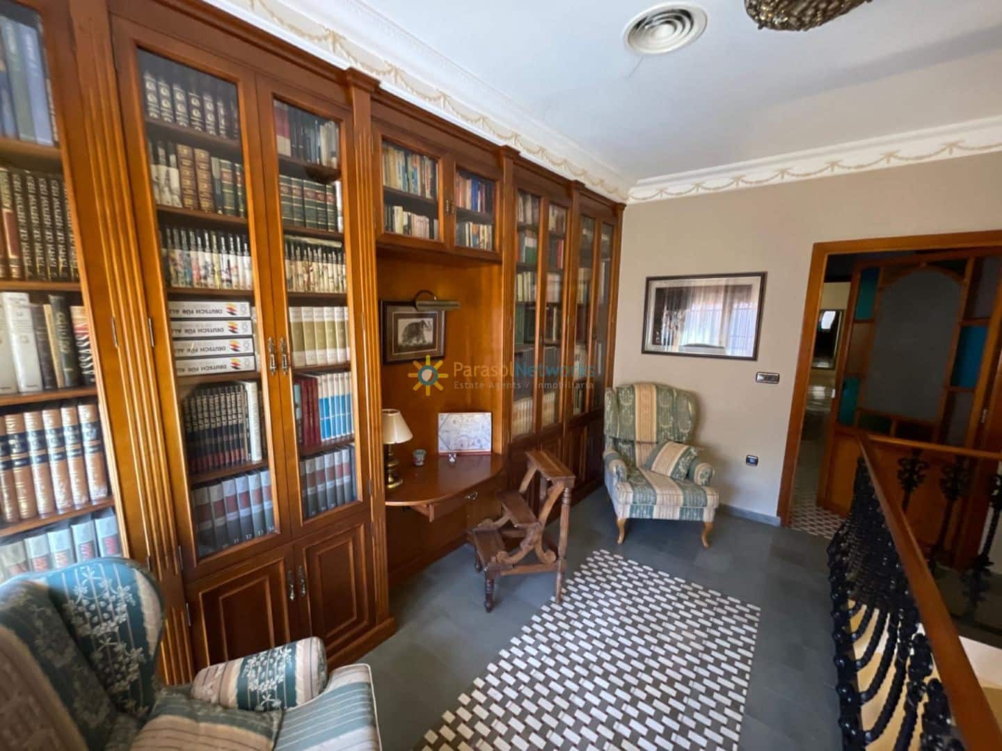 4 bedroom Townhouse for sale in Xativa with garage - € 190,000 (Ref: 9828064)