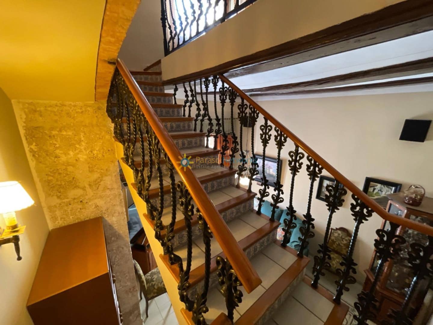 4 bedroom Townhouse for sale in Xativa with garage - € 190,000 (Ref: 9828064)