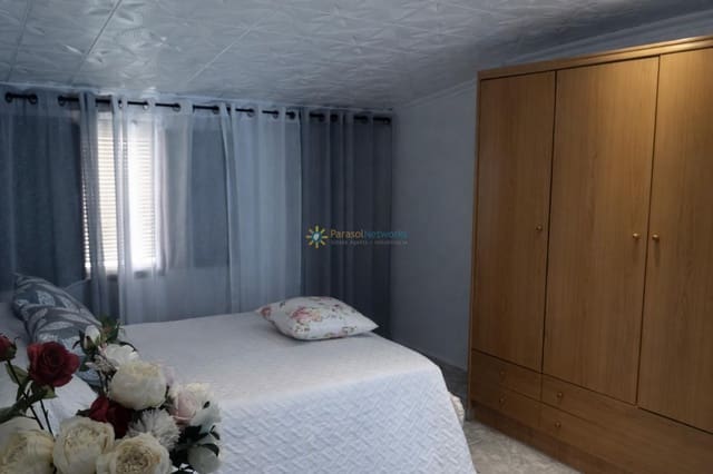 4 slaapkamer Huis te koop in Montesa - € 150.000 (Ref: 9830247)