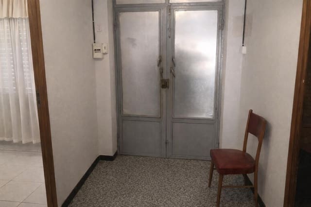 3 makuuhuone Omakotitalo myytävänä paikassa Llutxent - 55 000 € (Ref: 9834890)