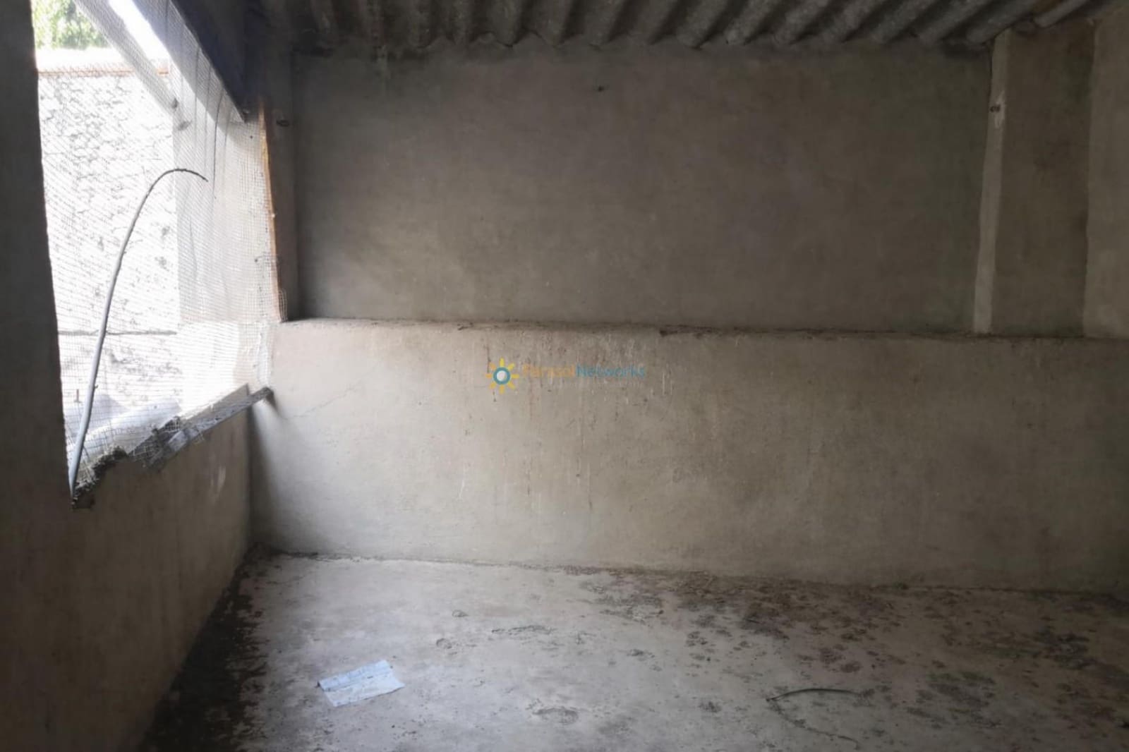 5 bedroom Townhouse for sale in Beniganim with garage - € 45,000 (Ref: 9841913)