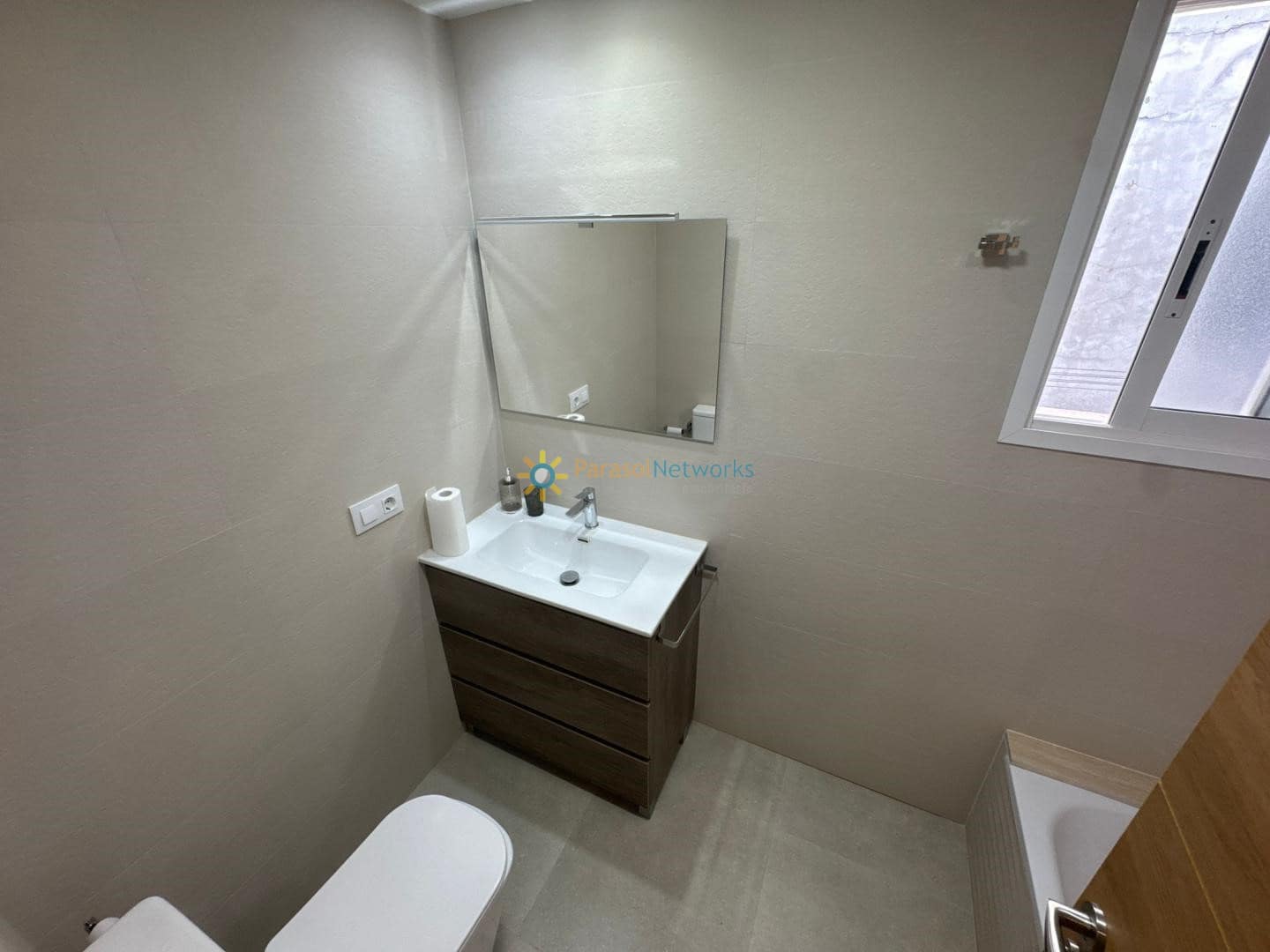 3 bedroom Apartment for rent in Xeraco with garage - € 800 (Ref: 9867916)
