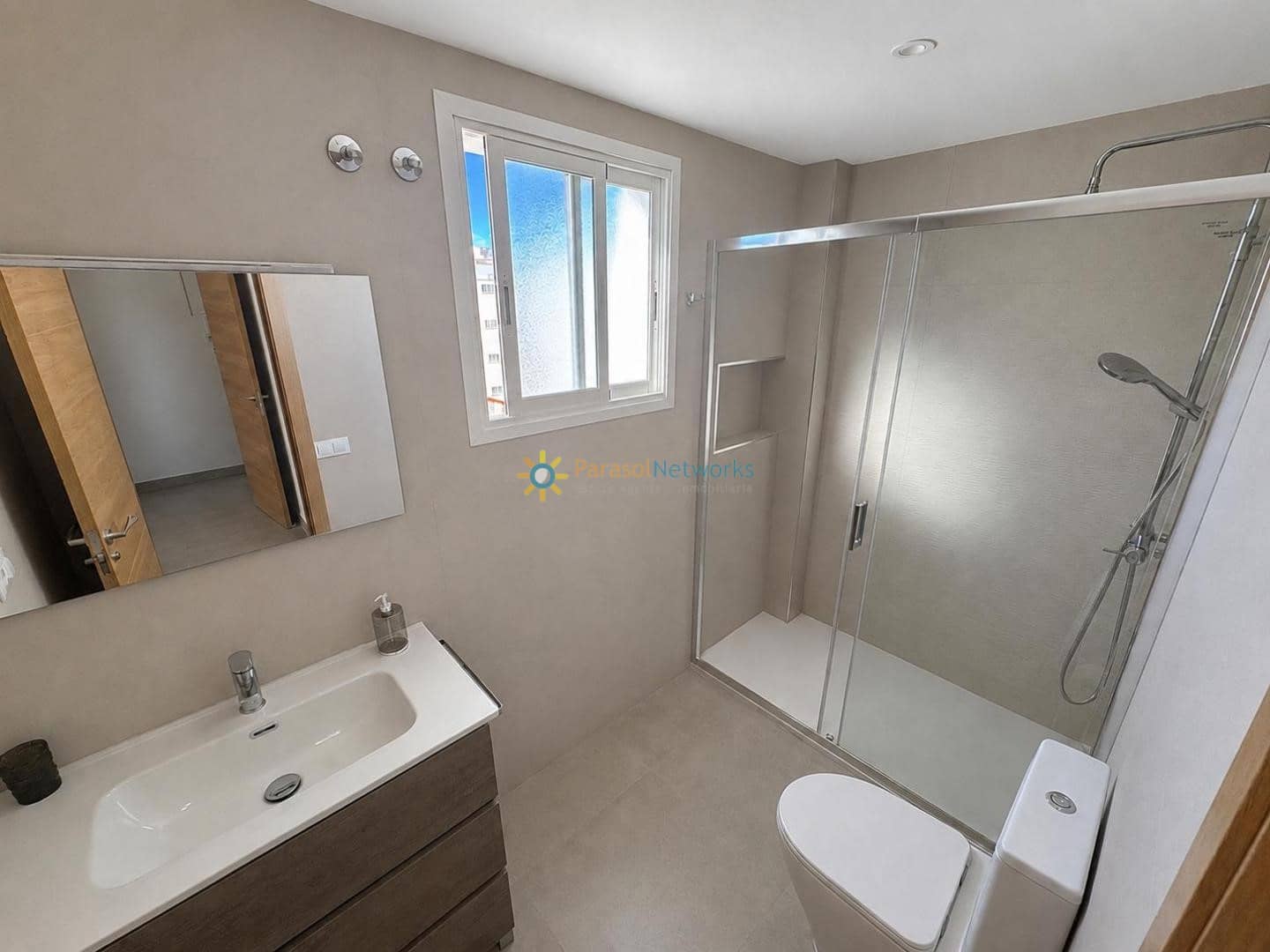 3 bedroom Apartment for rent in Xeraco with garage - € 800 (Ref: 9867916)