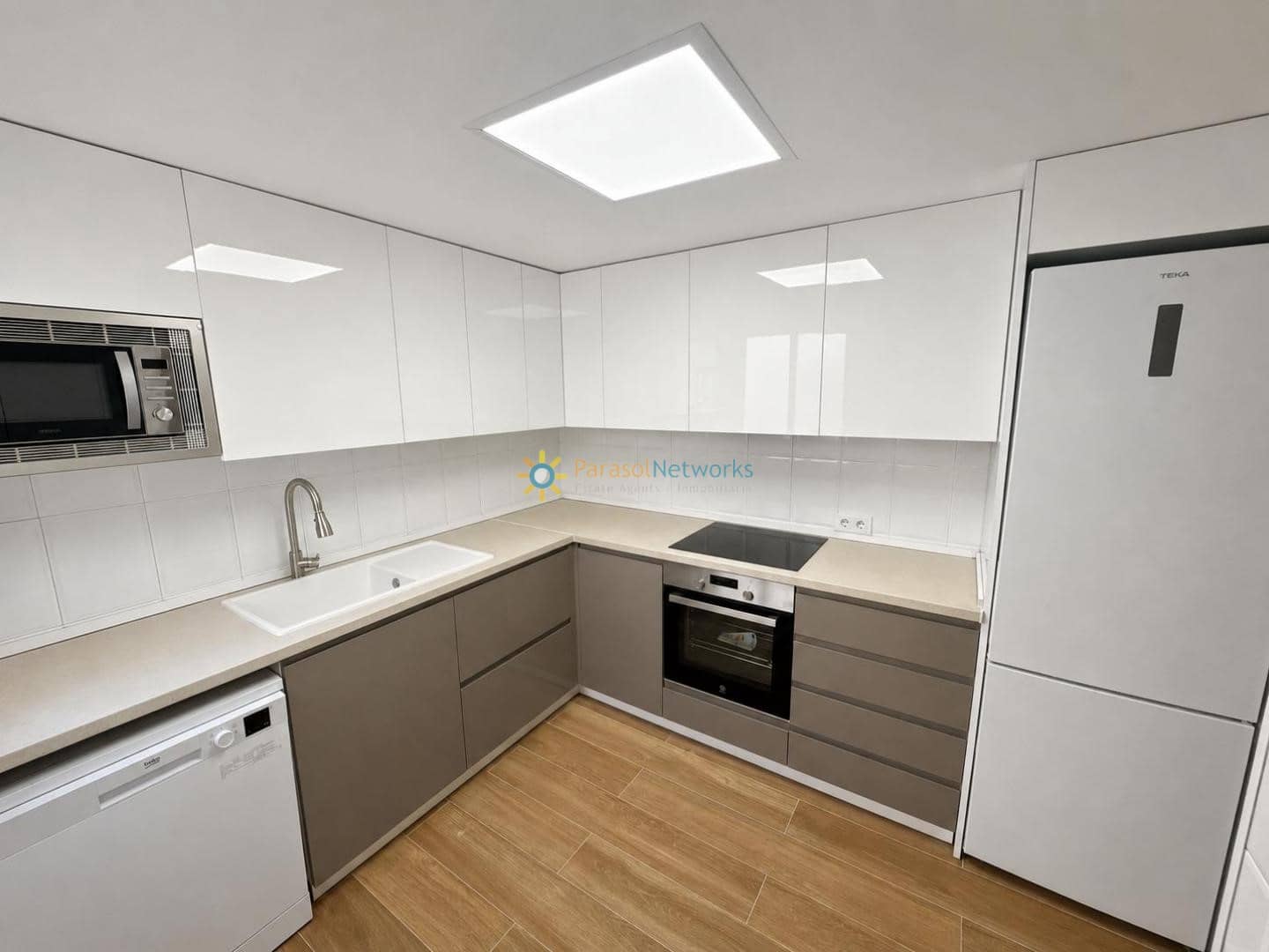 3 bedroom Apartment for rent in Xeraco with garage - € 800 (Ref: 9867916)