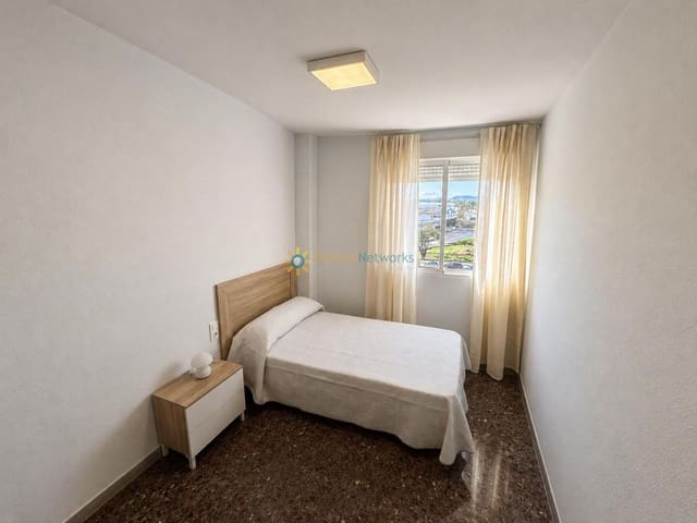 3 soverom Leilighet til leie i Xeraco med garasje - € 800 (Ref: 9867916)