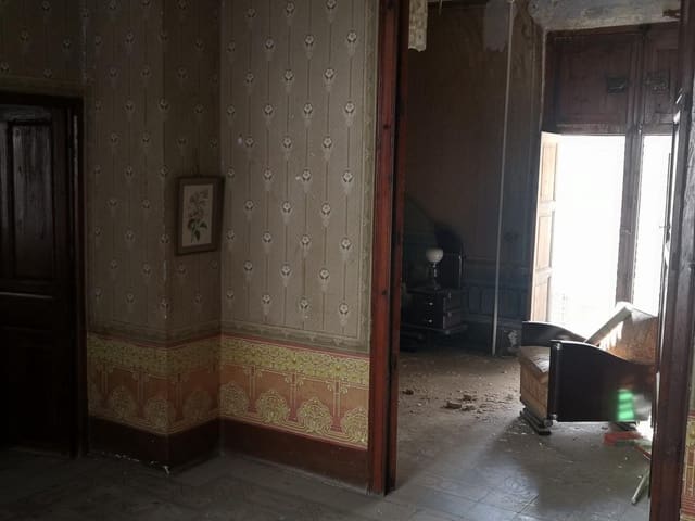 5 slaapkamer Huis te koop in L'Olleria - € 57.000 (Ref: 9877599)