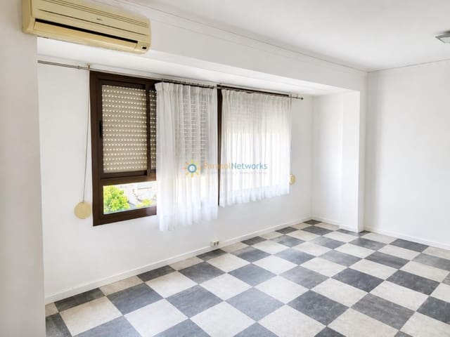Apartamento de 3 habitaciones en Pego en venta - 98.000 € (Ref: 9889496)