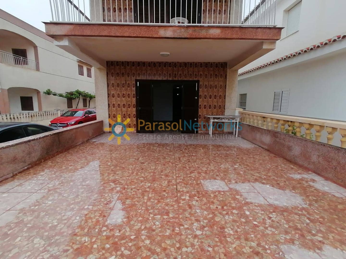2 soverom Strandleiligheter til leie i Oliva - € 600 (Ref: 9889545)